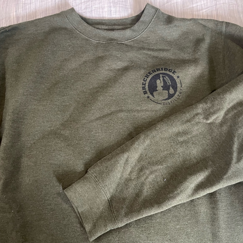 Breckenridge Distillery Colorado Crewneck sweater mens large green